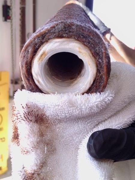 Color difference at the end of a filter cartridge